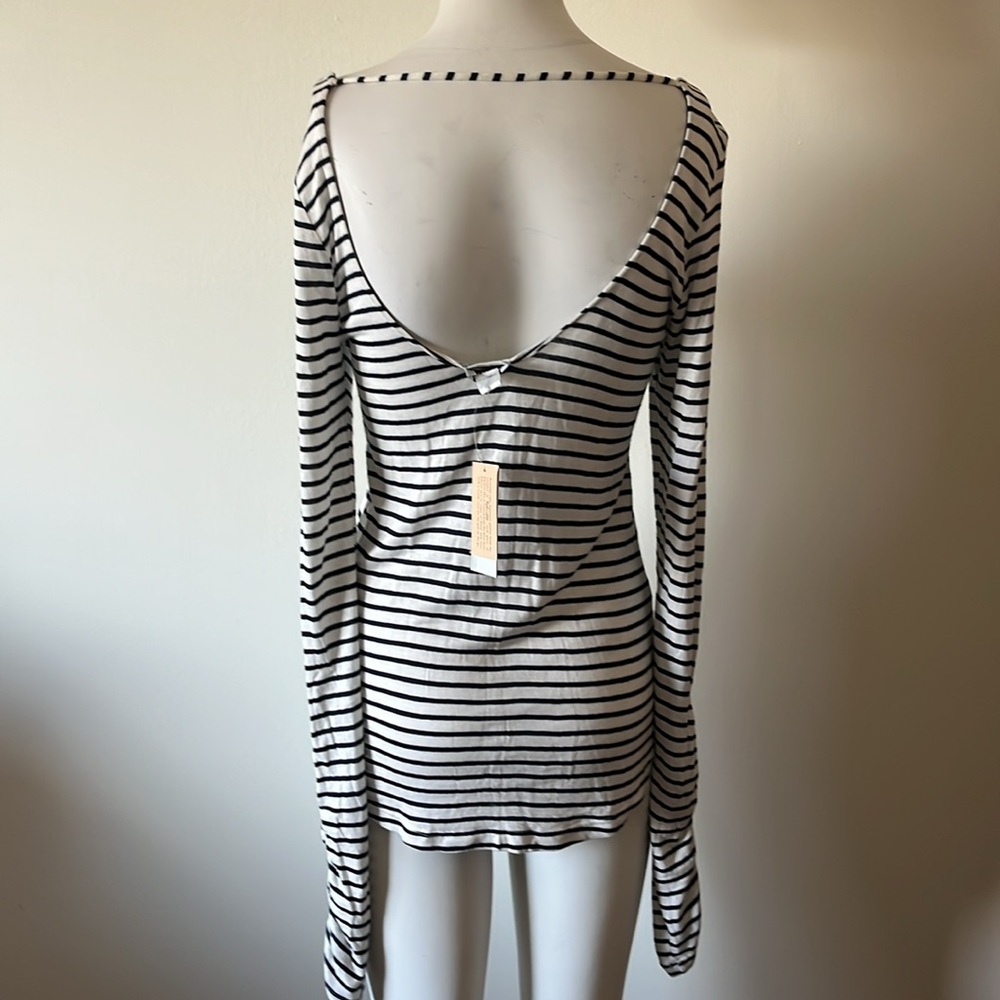 Chelsea Sky Montrose Striped Open-Back
Top Size L New With Tag - Picture 3 of 5